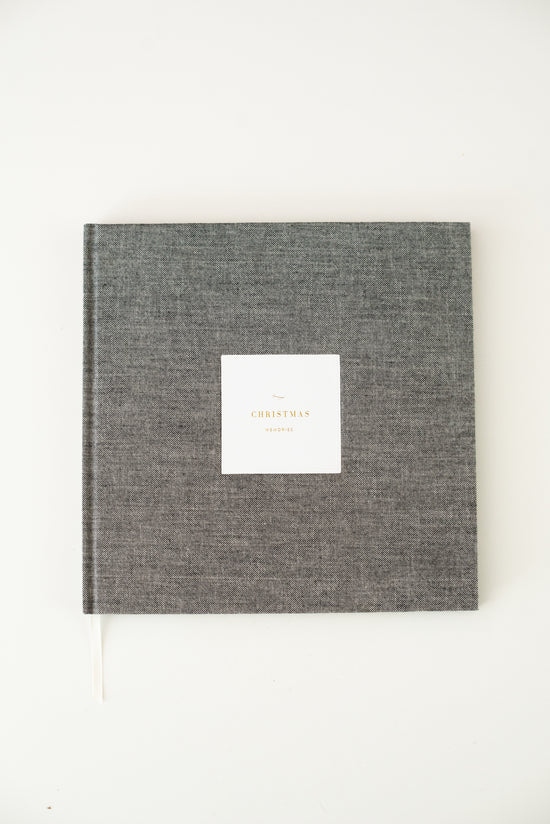 Our Christmas Memories: A Family Traditions Keepsake (Grey Tweed)